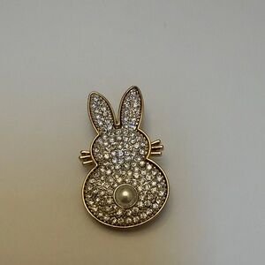 Bunny Brooch with Pearl